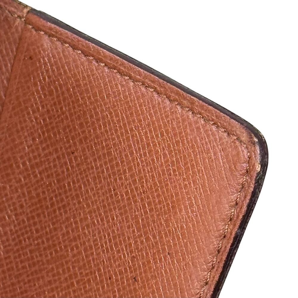 Louis Vuitton Monogram Bifold Wallet - Picture 15 of 16